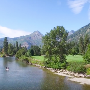 Stand up Paddle Board Leavenworth & SUP The Wenatchee River