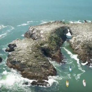 Diane, Ronan and l'Ours explore the coast with their SUP GONG COUINE MARIE 12'6. You can see how stiff and efficient are these boards in flat water And on waves. Diane is your Product Manager, Ronan is one of your sales men, and l'Ours is your shaper. Here there is no actor, no Team riders. It is just the GONG Staff doing what they do every day. We live what you live. We live every product. And we share the passion every day. Enjoy the water.
