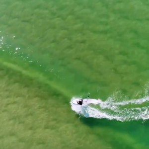 Atlantis have once again produced a nose rider SUP that stands out from the crowd not only in looks but with its performance.