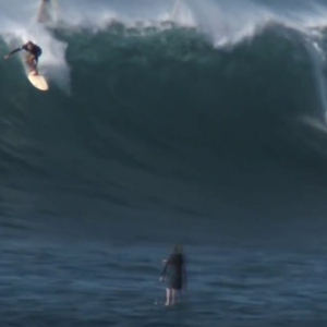 Giant Wave SUP - Stand Up Paddling Hawaii