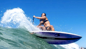 Watch SUP girl Gabriela Sztamfater sending some sweet moves on her SUP board!Watch SUP girl Gabriela Sztamfater sending some sweet moves on her SUP board!