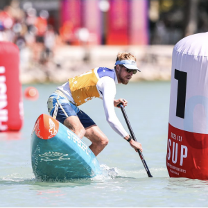 American Connor Baxter set fastest times in both the technical and the sprint disciplines as the 2021 ICF Stand Up Paddling World Championships got underway in Hungary on Thursday.
