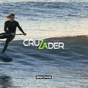 Check out the newcomer in the Gong Galaxy Boards 2023 range, the Cruzader FSP Pro stands out by its extreme shape which aims for performances and programs that are just as extreme.